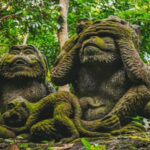BIG-Monkey Statue Forest Escape HTML5