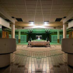WOW-Abandoned Shopping Complex Escape HTML5
