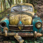 WOW-Rusty Cars Forest escape HTML5